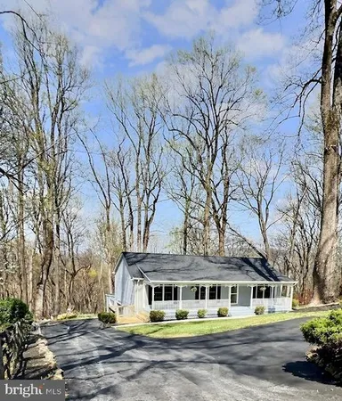 $429,000 | 49 Pocahontas Road, Front Royal, VA 22630