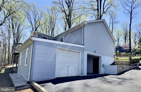 $429,000 | 49 Pocahontas Road, Front Royal, VA 22630