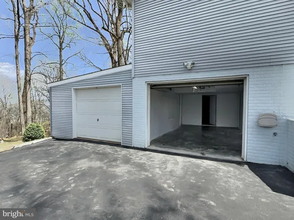 $429,000 | 49 Pocahontas Road, Front Royal, VA 22630