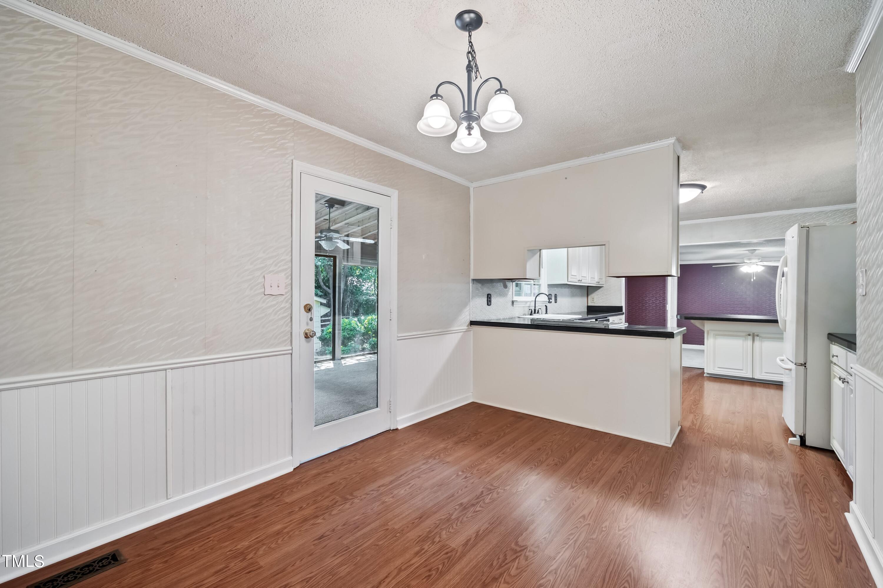 1405 Vandora Springs Road Garner, NC 27529 - Photo 12 of 28 Dining 01