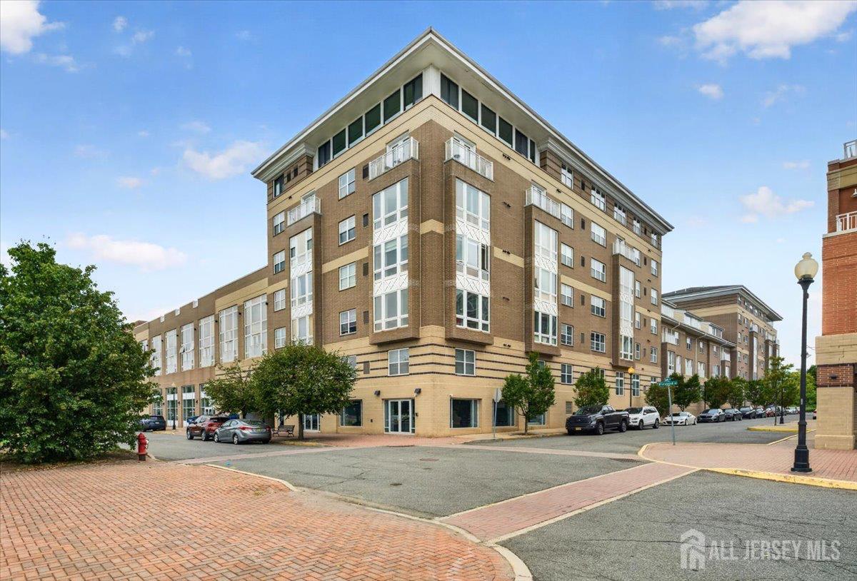 358 Rector Street, Unit 315 Perth Amboy, NJ 08861 - Photo 1 of 30 Gallery Image 1