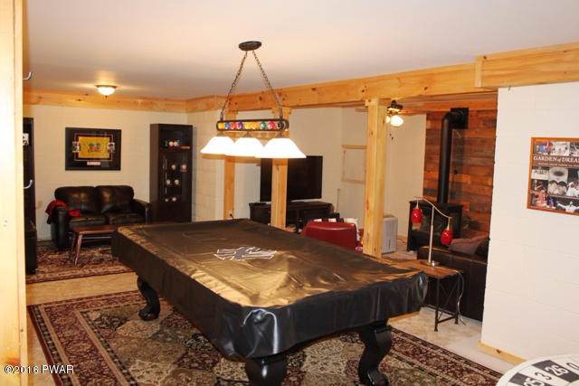 116 Ridge Road Lake Ariel, PA 18436 - Photo 17 of 36 23 Family room a