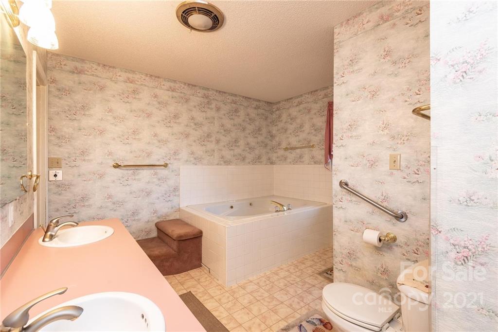 7425 George Hildebran School Road Hickory, NC 28602 - Photo 47 of 47 Gallery Image 47