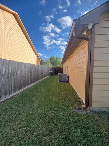 $1,799 | 34534 Lakeside Drive, Brookshire, TX 77423