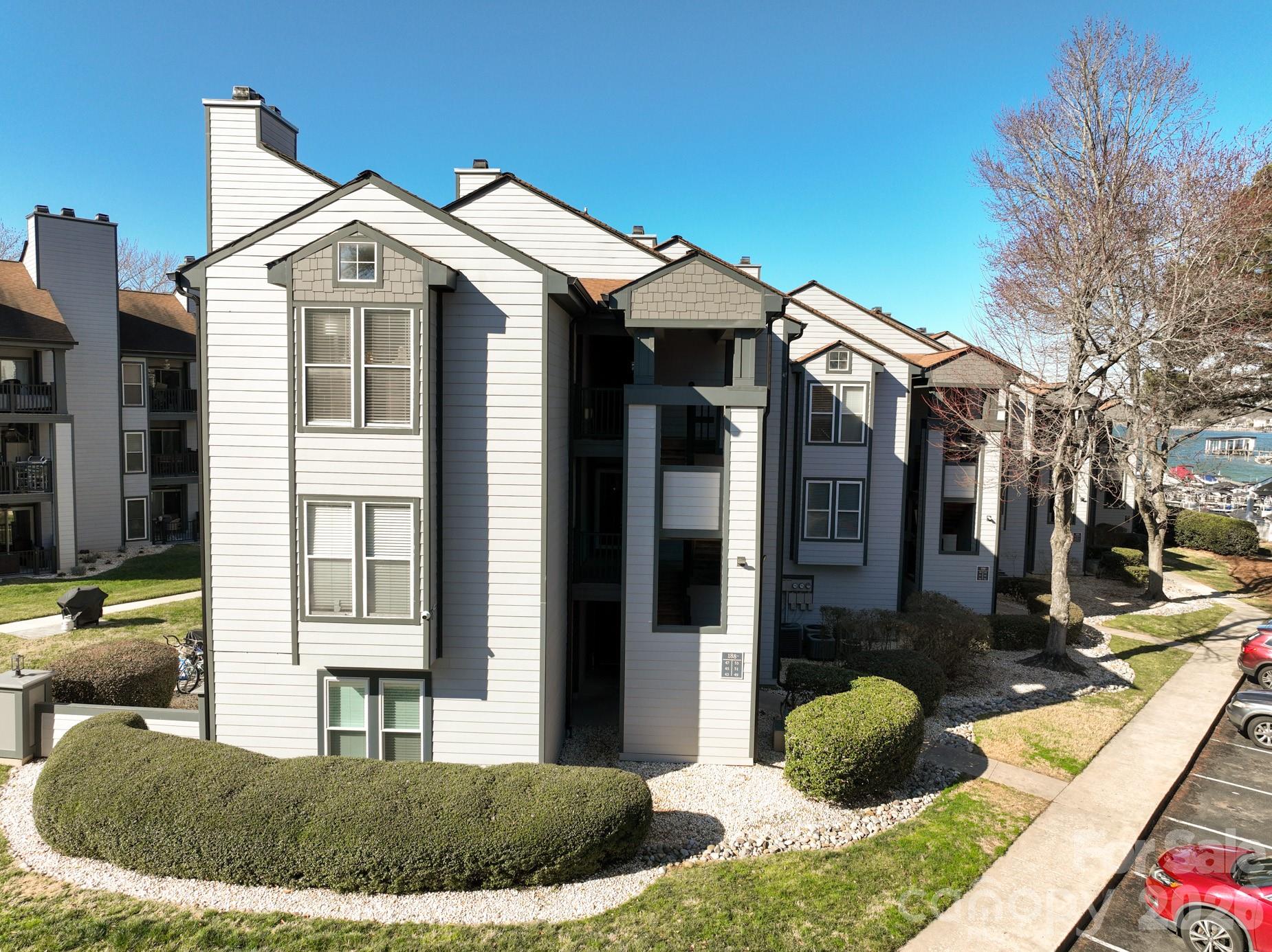 18861 Vineyard Point Lane Cornelius, NC 28031 - Photo 36 of 40