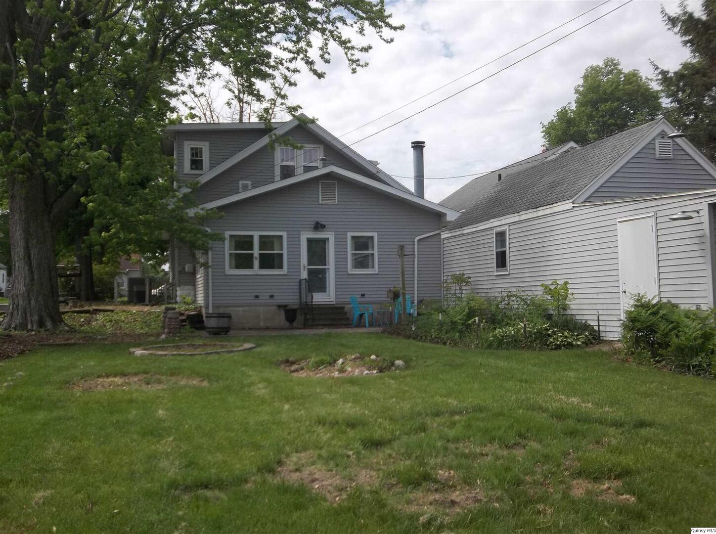 1619 Locust Street Quincy, IL 62301 - Photo 3 of 33 Gallery Image 3