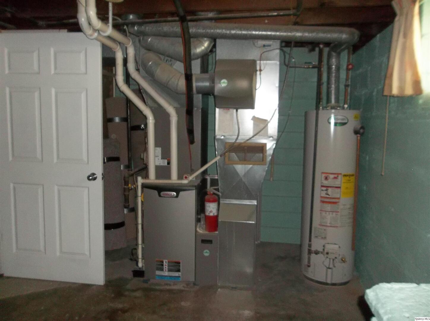 1619 Locust Street Quincy, IL 62301 - Photo 33 of 33 Gallery Image 33