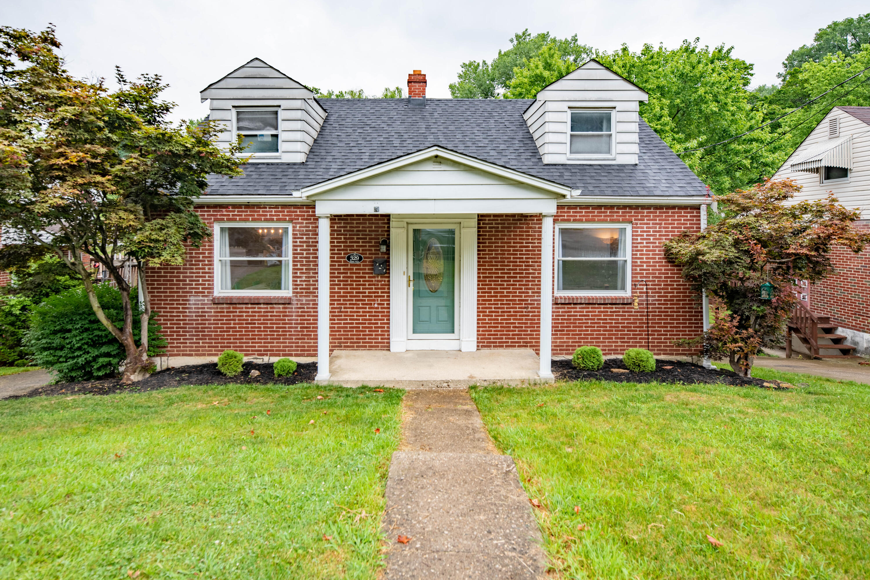 329 Riddle Place Newport, KY 41071 - Photo 1 of 30 Gallery Image 1