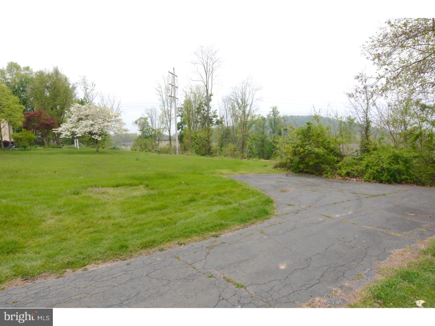 2805 Old Pricetown Road Temple, PA 19560 - Photo 22 of 24 Gallery Image 22