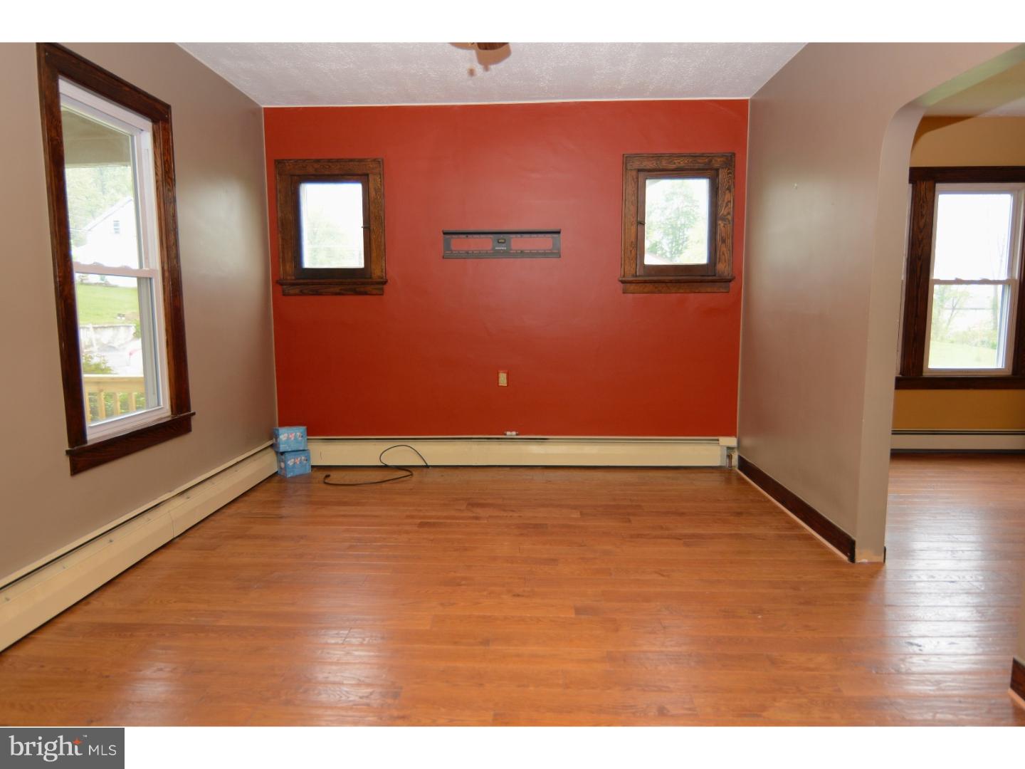 2805 Old Pricetown Road Temple, PA 19560 - Photo 5 of 24 Gallery Image 5