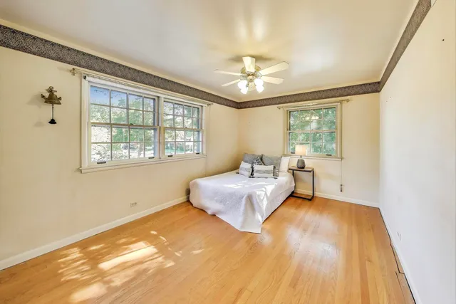 $569,000 | 222 South Dwyer Avenue, Arlington Heights, IL 60005