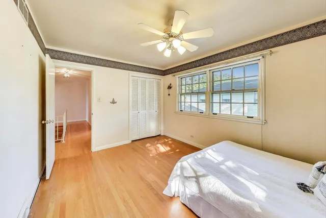 $569,000 | 222 South Dwyer Avenue, Arlington Heights, IL 60005