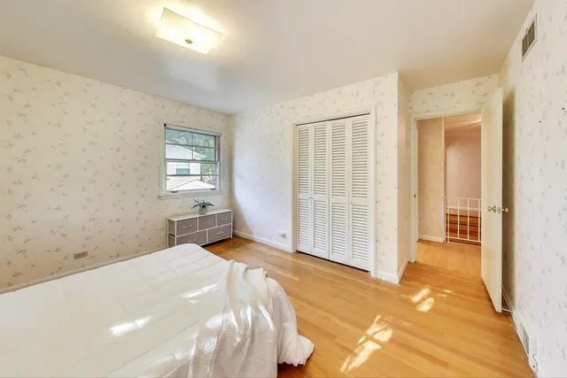 $569,000 | 222 South Dwyer Avenue, Arlington Heights, IL 60005