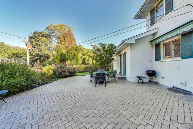 $569,000 | 222 South Dwyer Avenue, Arlington Heights, IL 60005