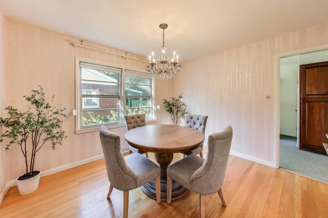 $569,000 | 222 South Dwyer Avenue, Arlington Heights, IL 60005