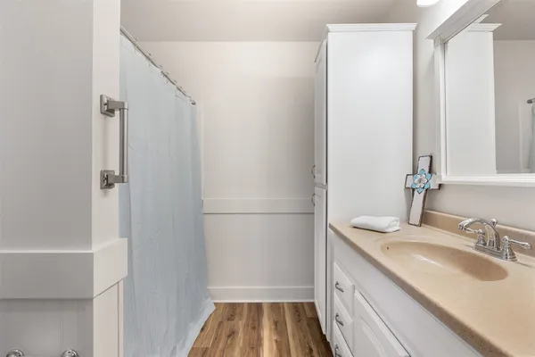 $460,000 | 1031 McElroy Lane, New Ulm, TX 78950