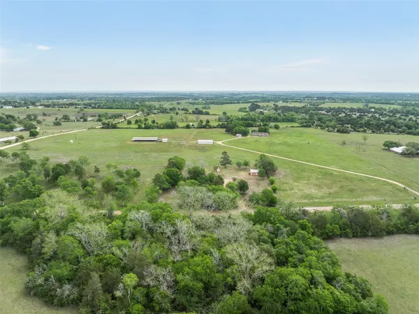$460,000 | 1031 McElroy Lane, New Ulm, TX 78950