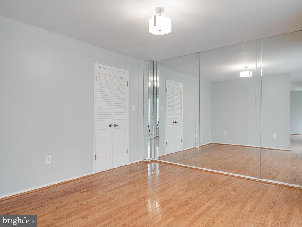 5316 Tolson Road Temple Hills, MD 20748 - Photo 25 of 69 Dining room with mirrored wall