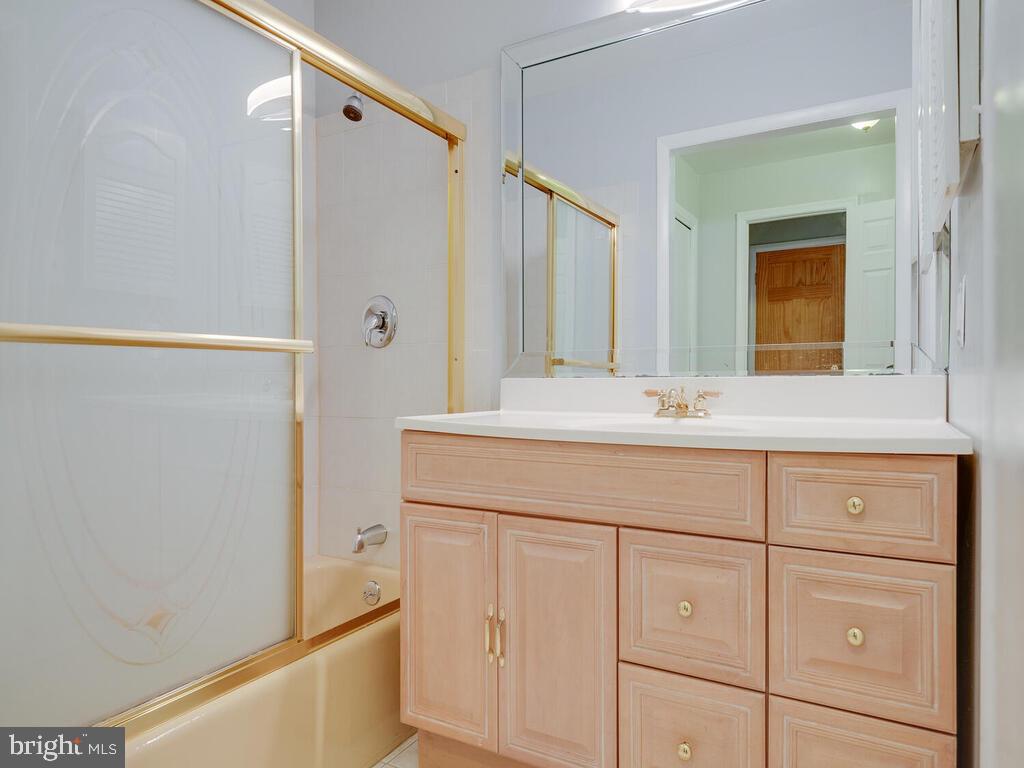 5316 Tolson Road Temple Hills, MD 20748 - Photo 52 of 69 Dual Master Bath Vanity and Tub