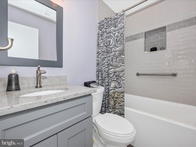 $683,500 | 9909 Shrewsbury Court, Montgomery Village, MD 20886