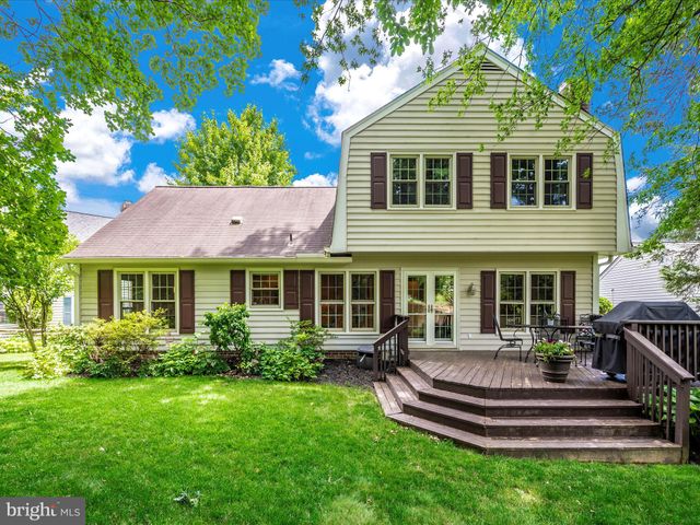 $683,500 | 9909 Shrewsbury Court, Montgomery Village, MD 20886