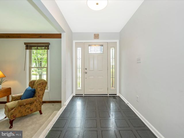 $683,500 | 9909 Shrewsbury Court, Montgomery Village, MD 20886