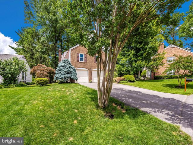 $683,500 | 9909 Shrewsbury Court, Montgomery Village, MD 20886