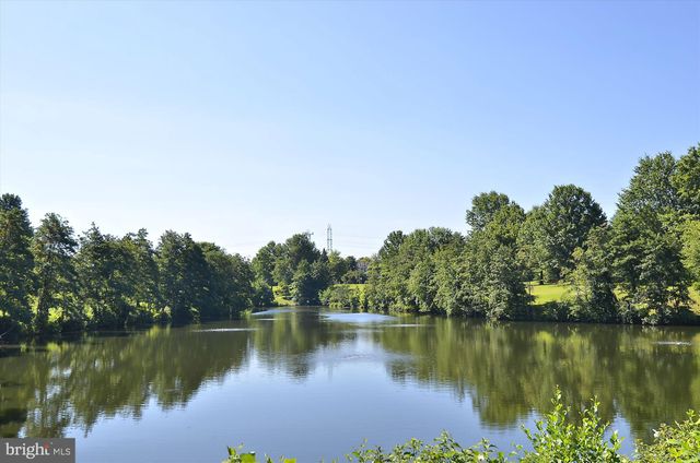 $683,500 | 9909 Shrewsbury Court, Montgomery Village, MD 20886