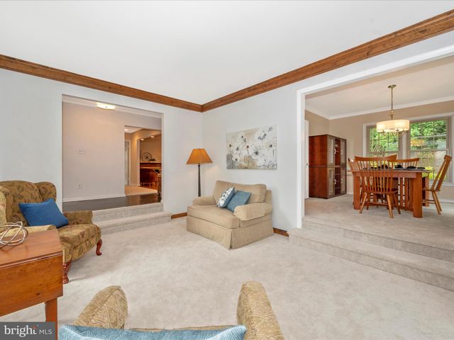 $683,500 | 9909 Shrewsbury Court, Montgomery Village, MD 20886