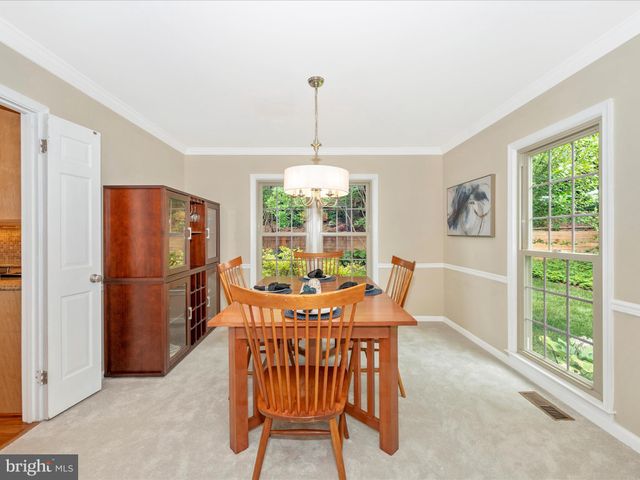 $683,500 | 9909 Shrewsbury Court, Montgomery Village, MD 20886