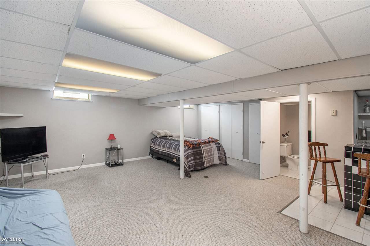 18049 Rainbow Road Fraser, MI 48026 - Photo 17 of 25