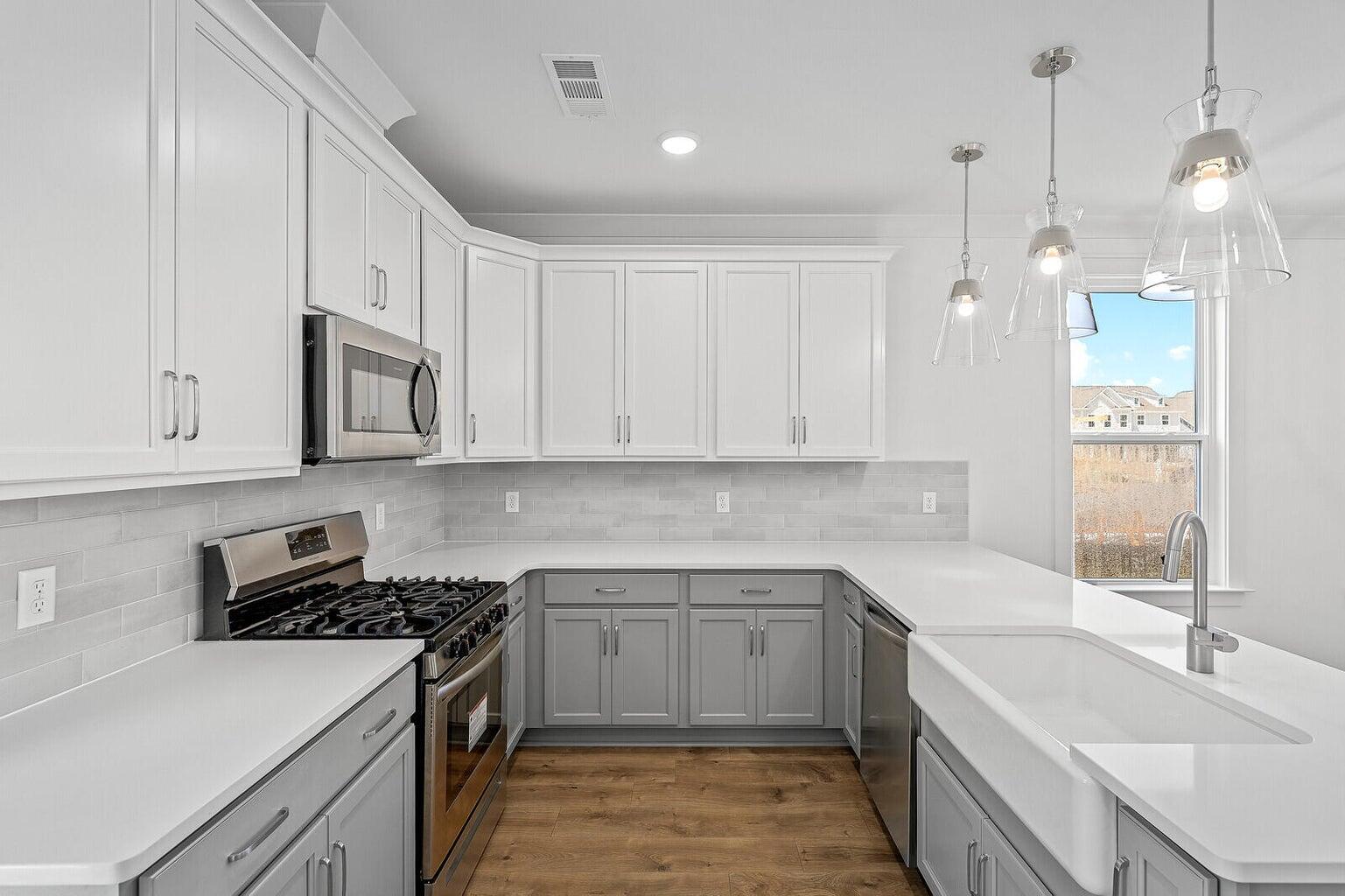 428 Grove End Road Moncks Corner, SC 29461 - Photo 6 of 8 Hadley Kitchen