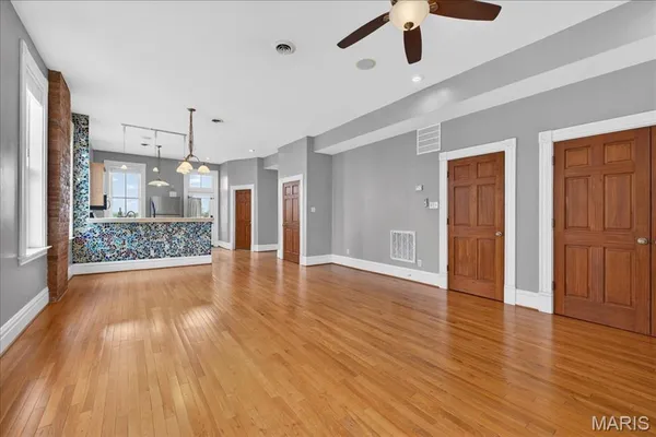 $175,000 | 2200 South 12th Street, Unit 3, St. Louis, MO 63104