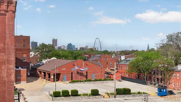 $175,000 | 2200 South 12th Street, Unit 3, St. Louis, MO 63104