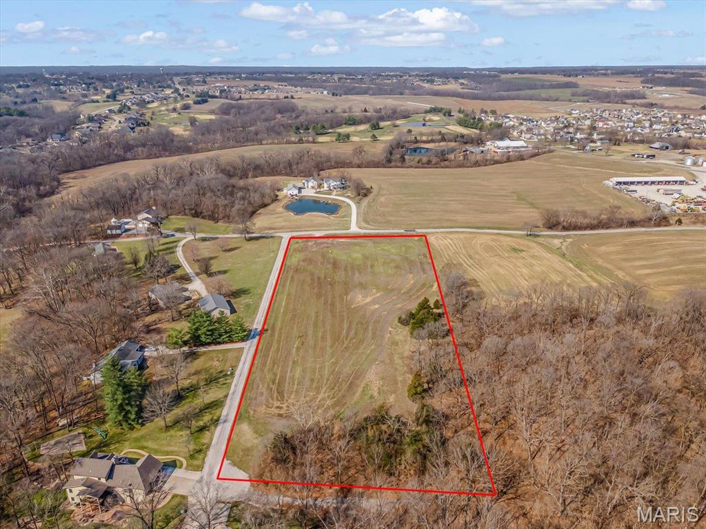 7468 Covered Bridge Drive Waterloo, IL 62298 - Photo 1 of 6