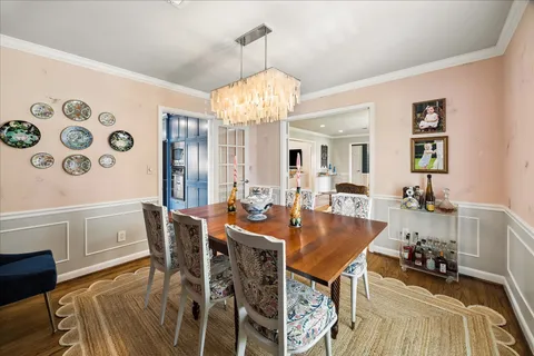 $1,295,000 | 2011 Briarmead Drive, Houston, TX 77057