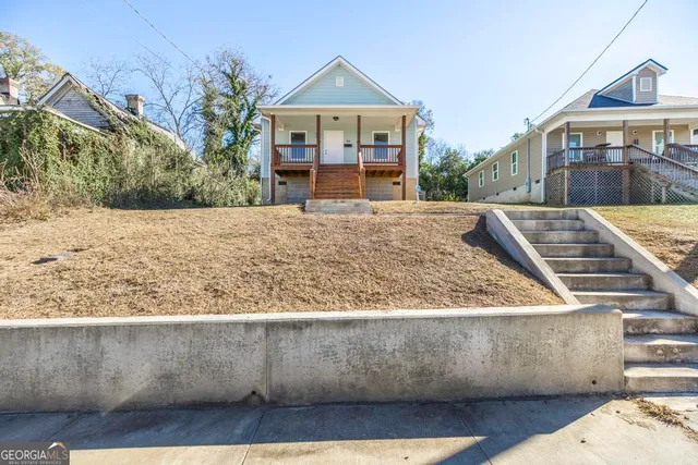 a view of outdoor space with yard