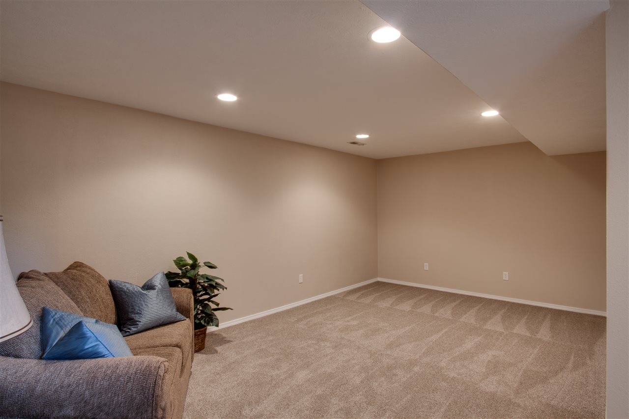 8320 North Colton Street Spokane, WA 99208 - Photo 13 of 20 Gallery Image 13