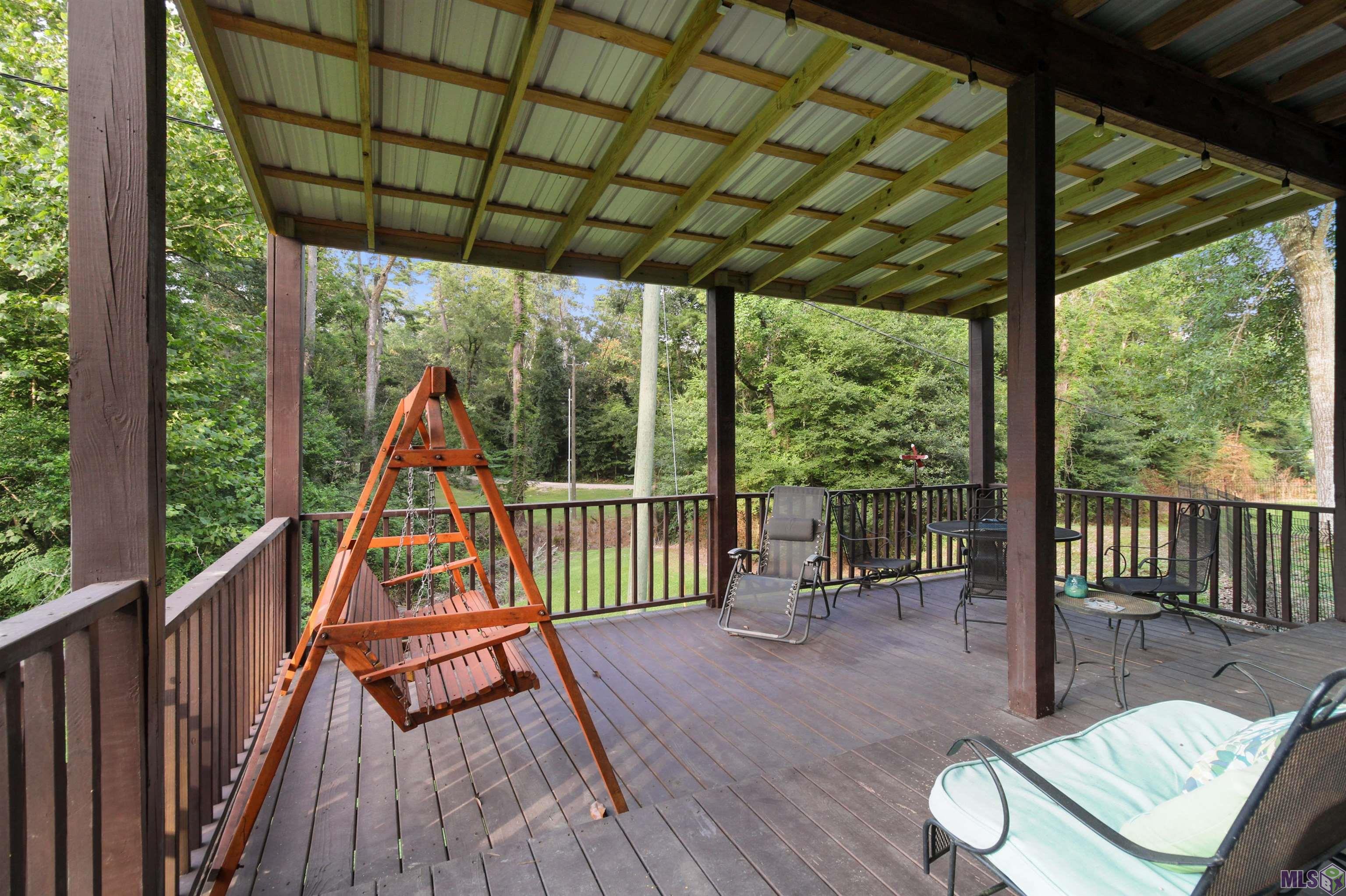 35084 Bend Road Denham Springs, LA 70706 - Photo 3 of 24 Back porch