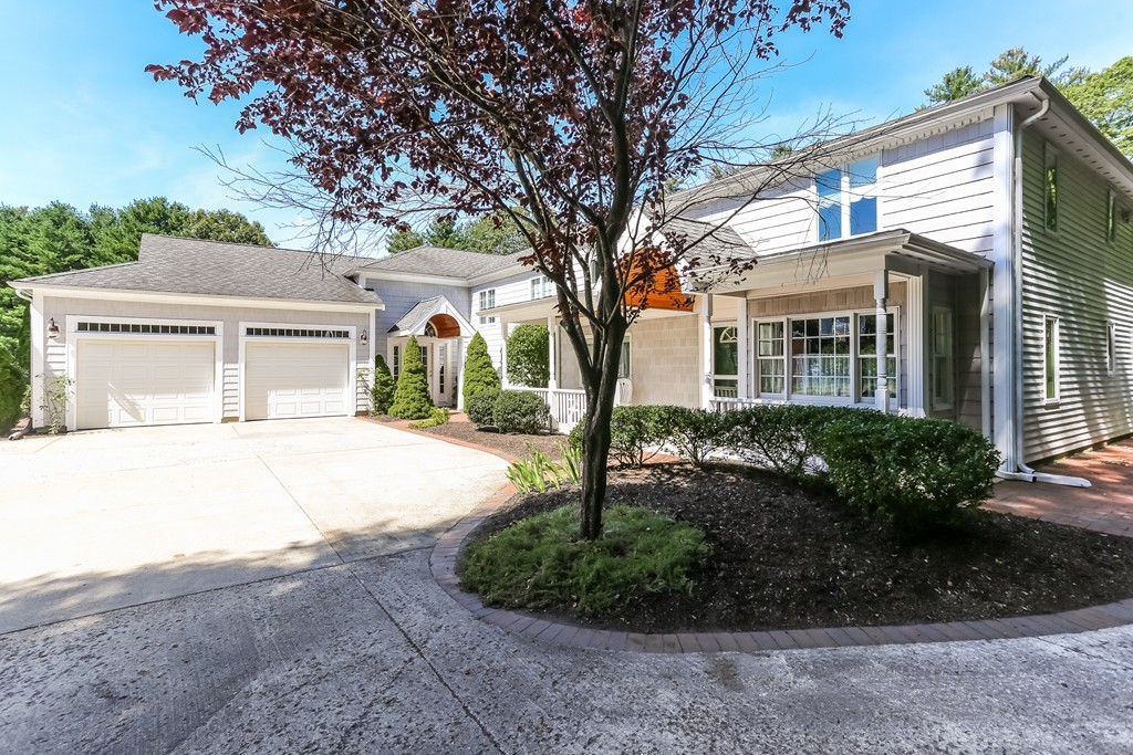 33 Russell Road Hanover, MA 02339 - Photo 2 of 21 Gallery Image 2