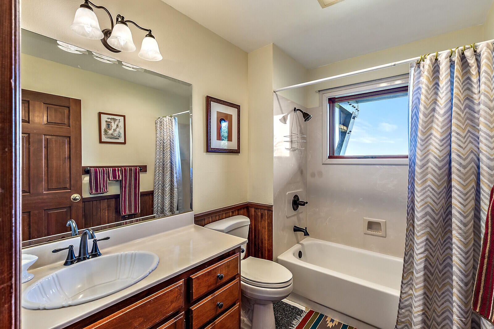 2089 Knowles Road Medford, OR 97501 - Photo 21 of 62 48_KnR_48_mls