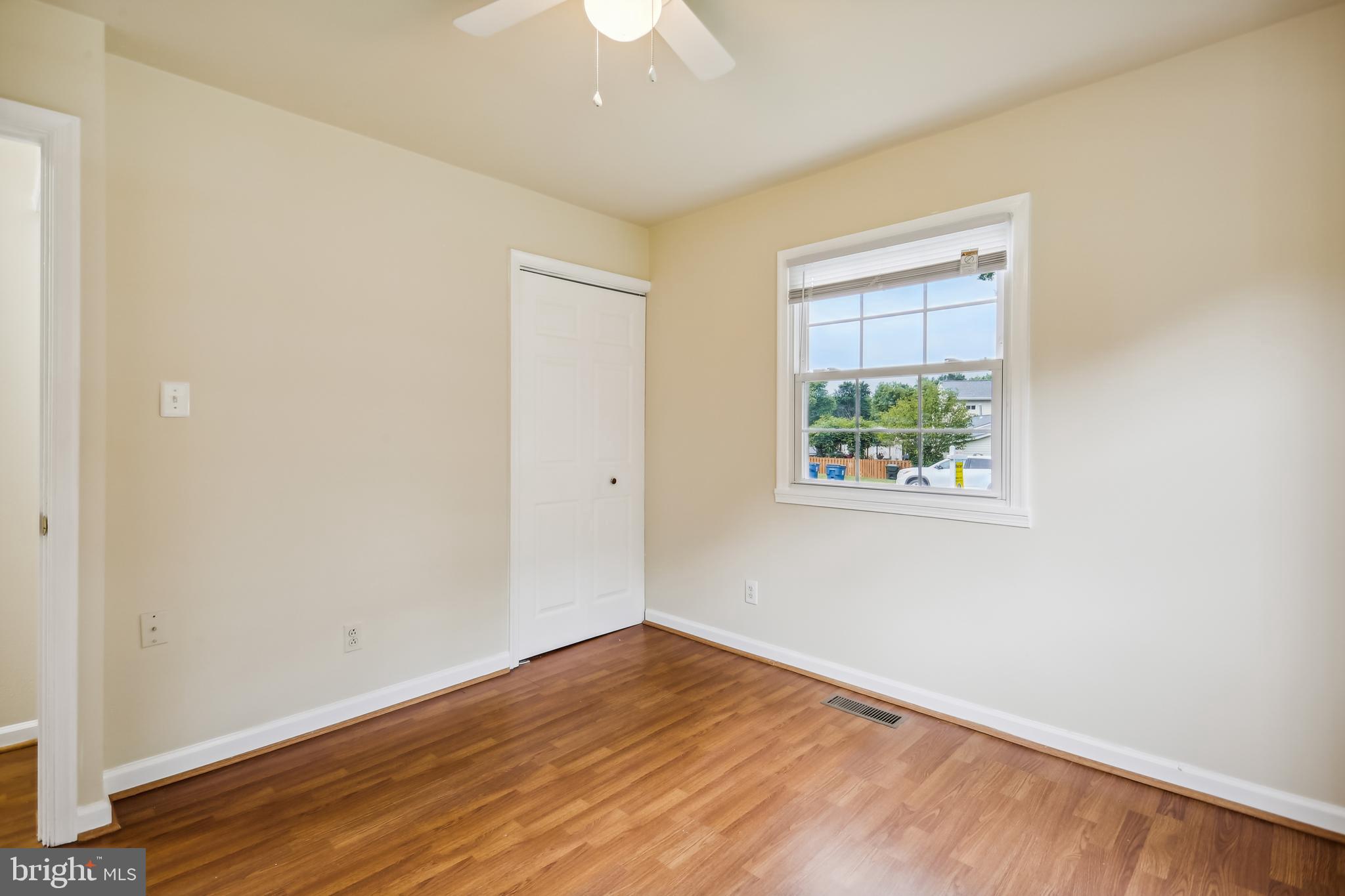 126 North Sycamore Road Sterling, VA 20164 - Photo 27 of 42 Bedroom #3