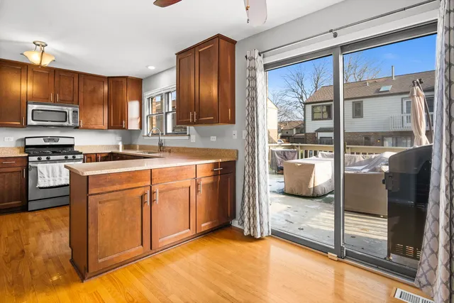 $535,000 | 7S367 Augusta Lane, Naperville, IL 60540