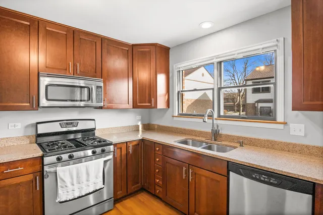 $535,000 | 7S367 Augusta Lane, Naperville, IL 60540