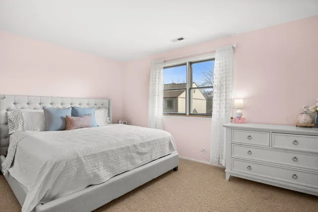 $535,000 | 7S367 Augusta Lane, Naperville, IL 60540