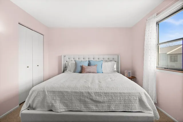 $535,000 | 7S367 Augusta Lane, Naperville, IL 60540