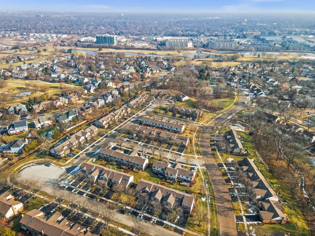 $535,000 | 7S367 Augusta Lane, Naperville, IL 60540