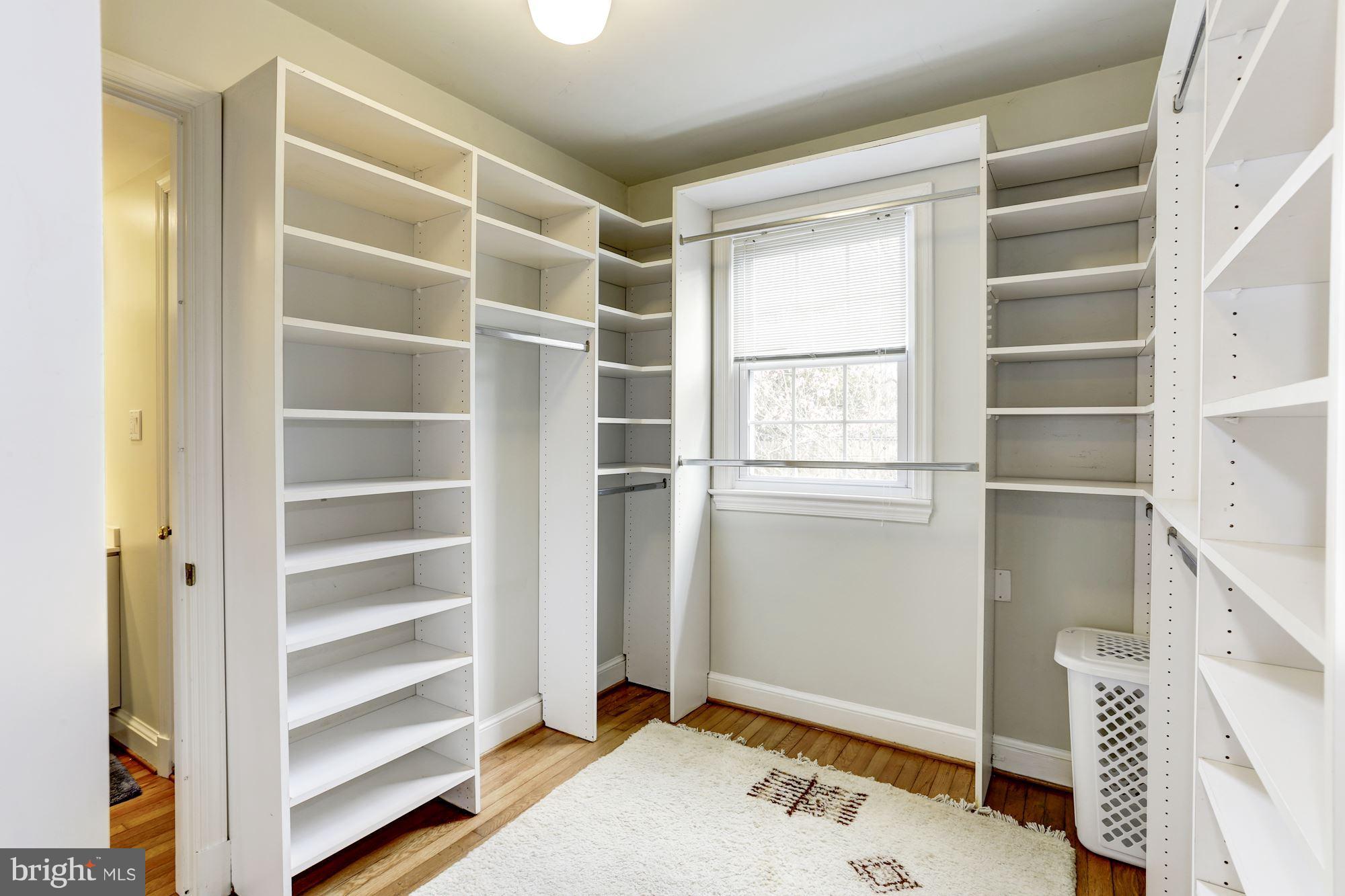 6610 Rannoch Road Bethesda, MD 20817 - Photo 19 of 30 Interior (General)