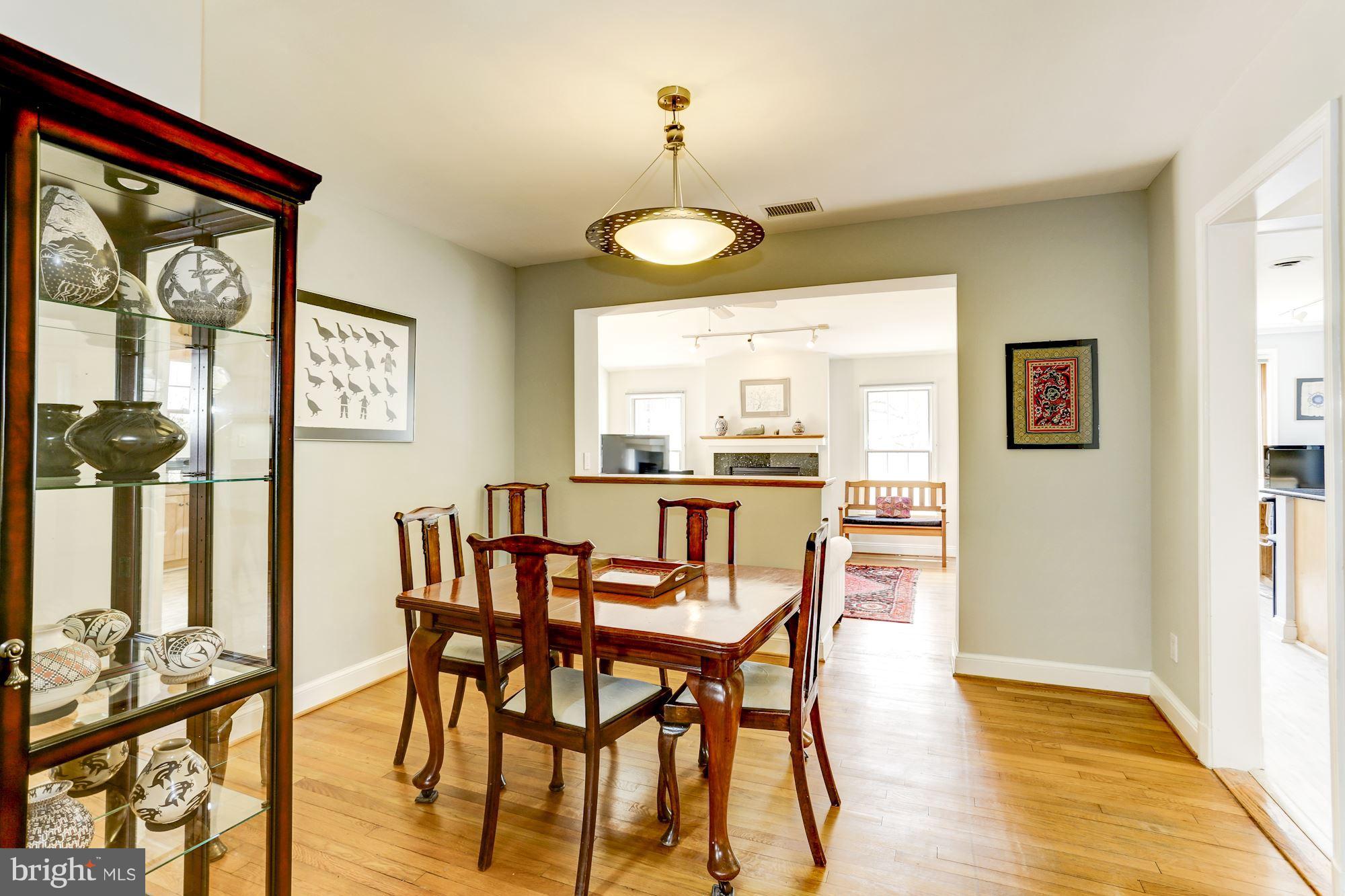 6610 Rannoch Road Bethesda, MD 20817 - Photo 6 of 30 Dining Room