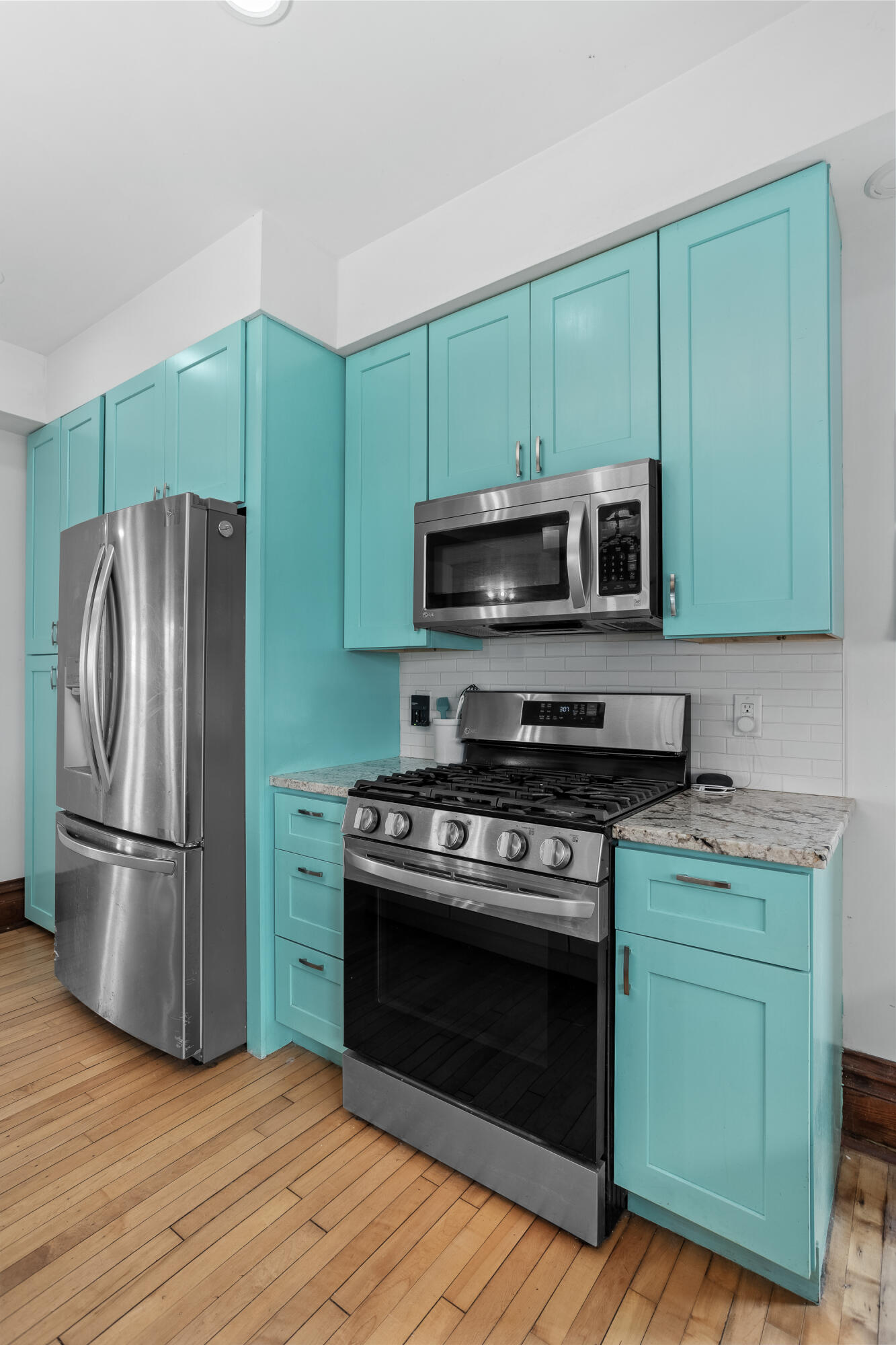 W12040 Sullivan Road Portland, WI 53594 - Photo 16 of 45 Appliances included